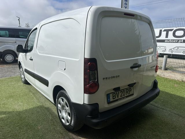 peugeot-partner-2018-diesel-1600cc
