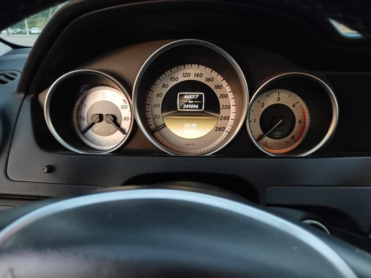 mercedes-benz-classe-c-c-220-cdi-blueefficiency-2011-diesel-2143cc