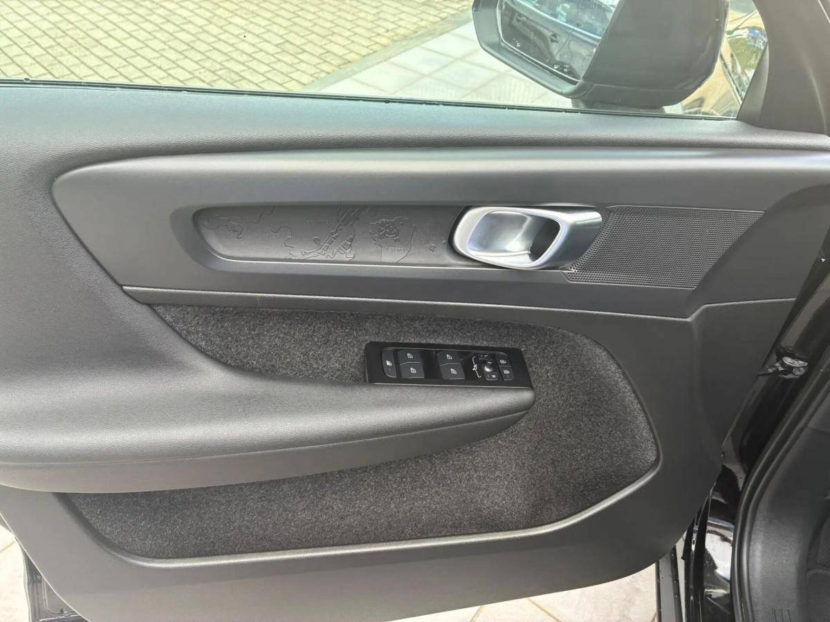 volvo-xc40-2022-gasolina-1477cc