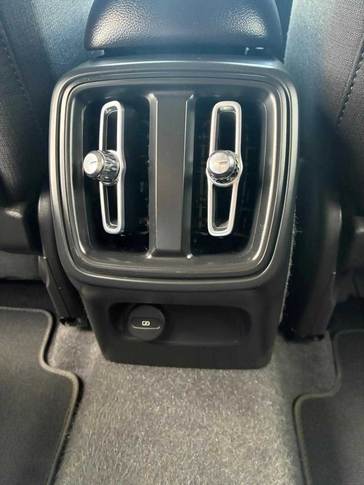 volvo-xc40-2022-gasolina-1477cc