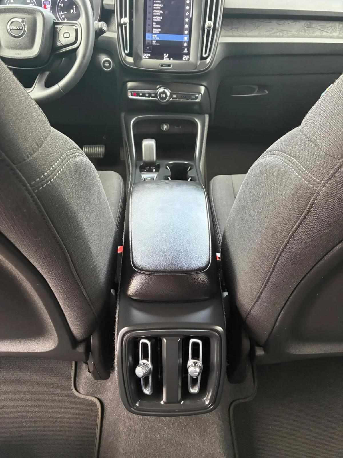 volvo-xc40-2022-gasolina-1477cc