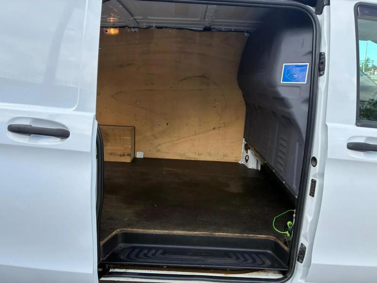 mercedes-benz-vito-2015-diesel-2143cc