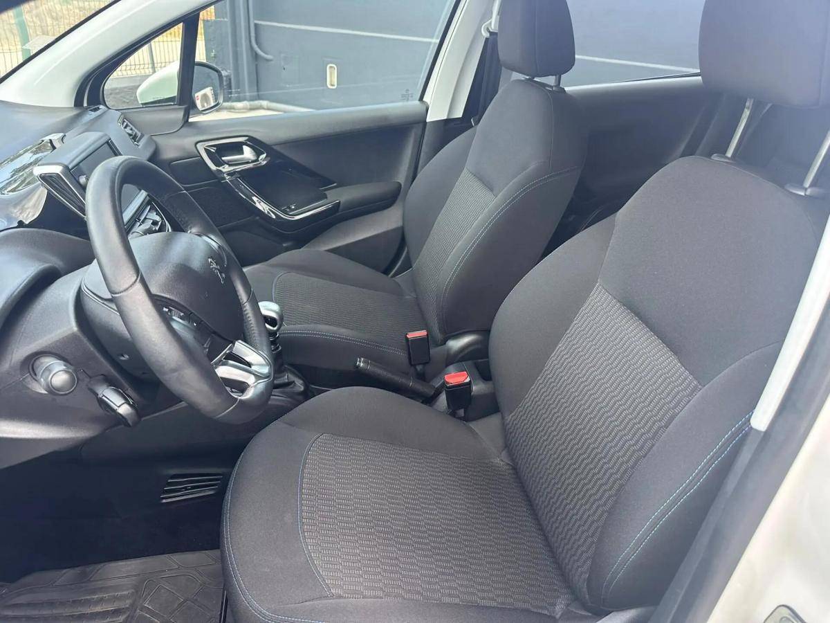 peugeot-208-2019-diesel-1499cc
