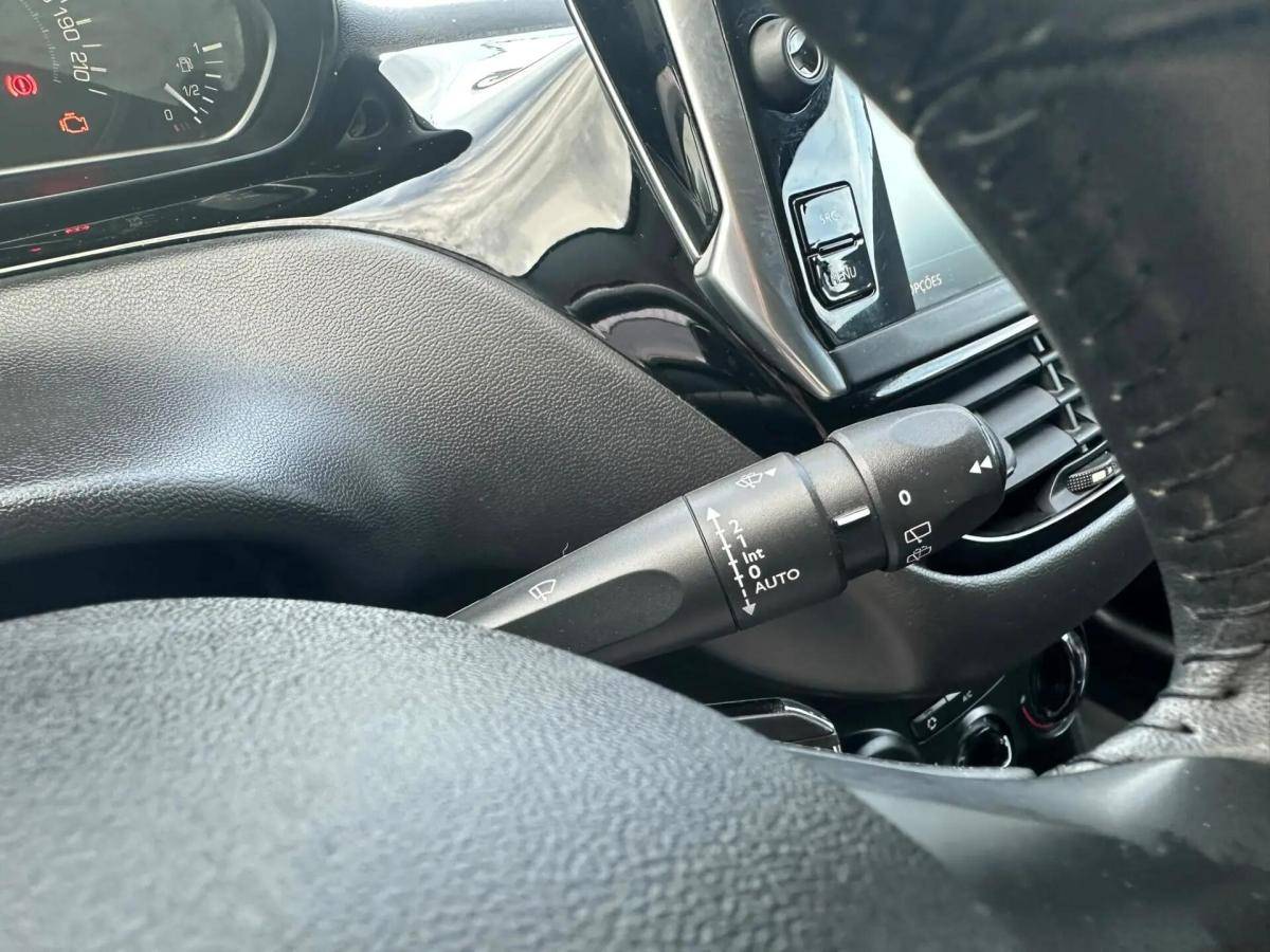 peugeot-208-2019-diesel-1499cc