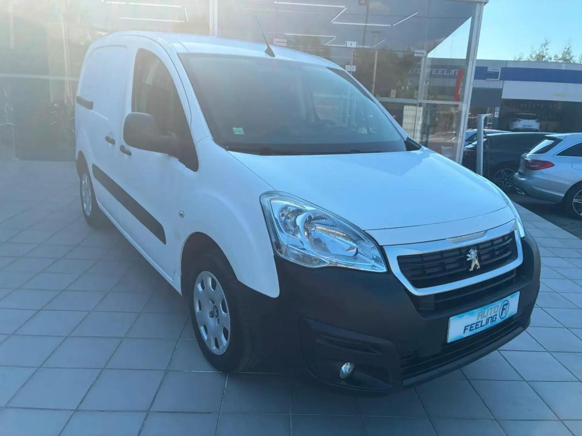 peugeot-partner-2017-diesel-1560cc