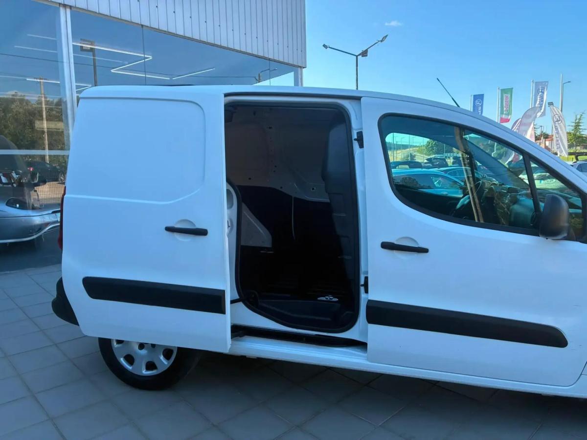 peugeot-partner-2017-diesel-1560cc