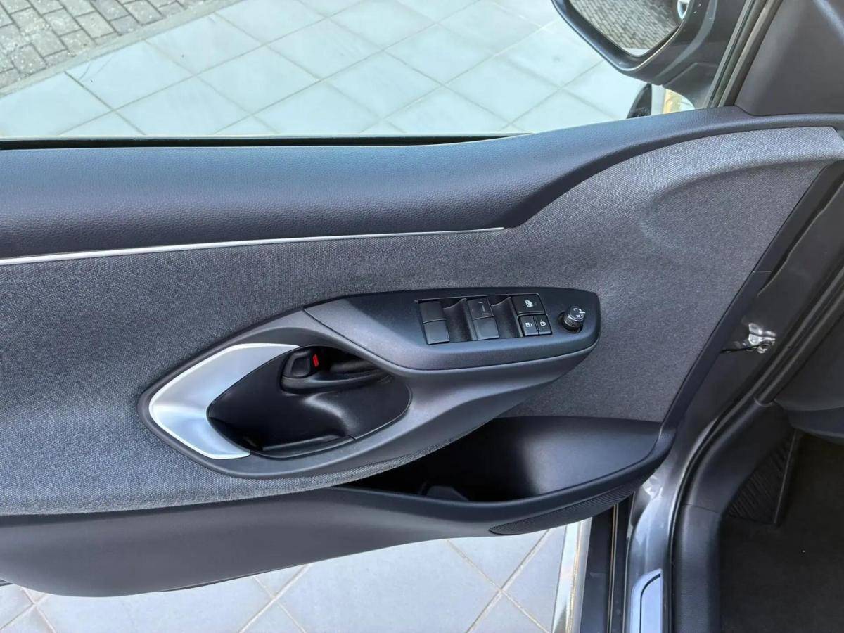 toyota-yaris-2021-hibrido-a-gasolina-1490cc