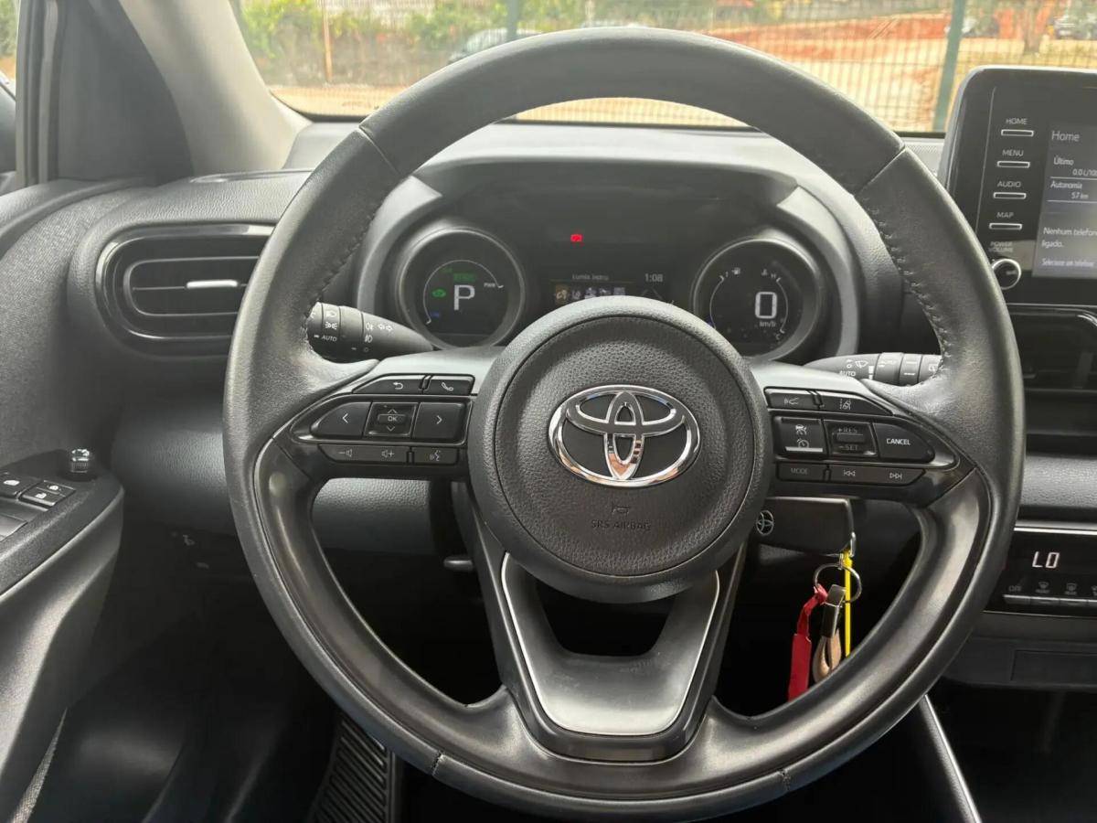 toyota-yaris-2021-hibrido-a-gasolina-1490cc
