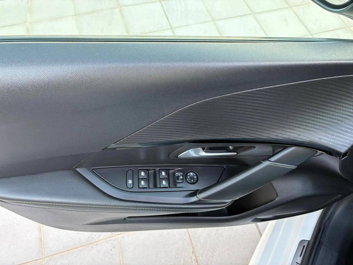 peugeot-e-208-2020-eletrico-0cc
