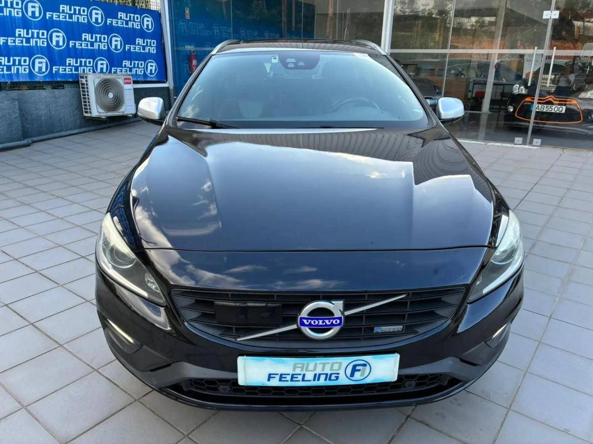 volvo-v60-2015-hibrido-a-diesel-2400cc