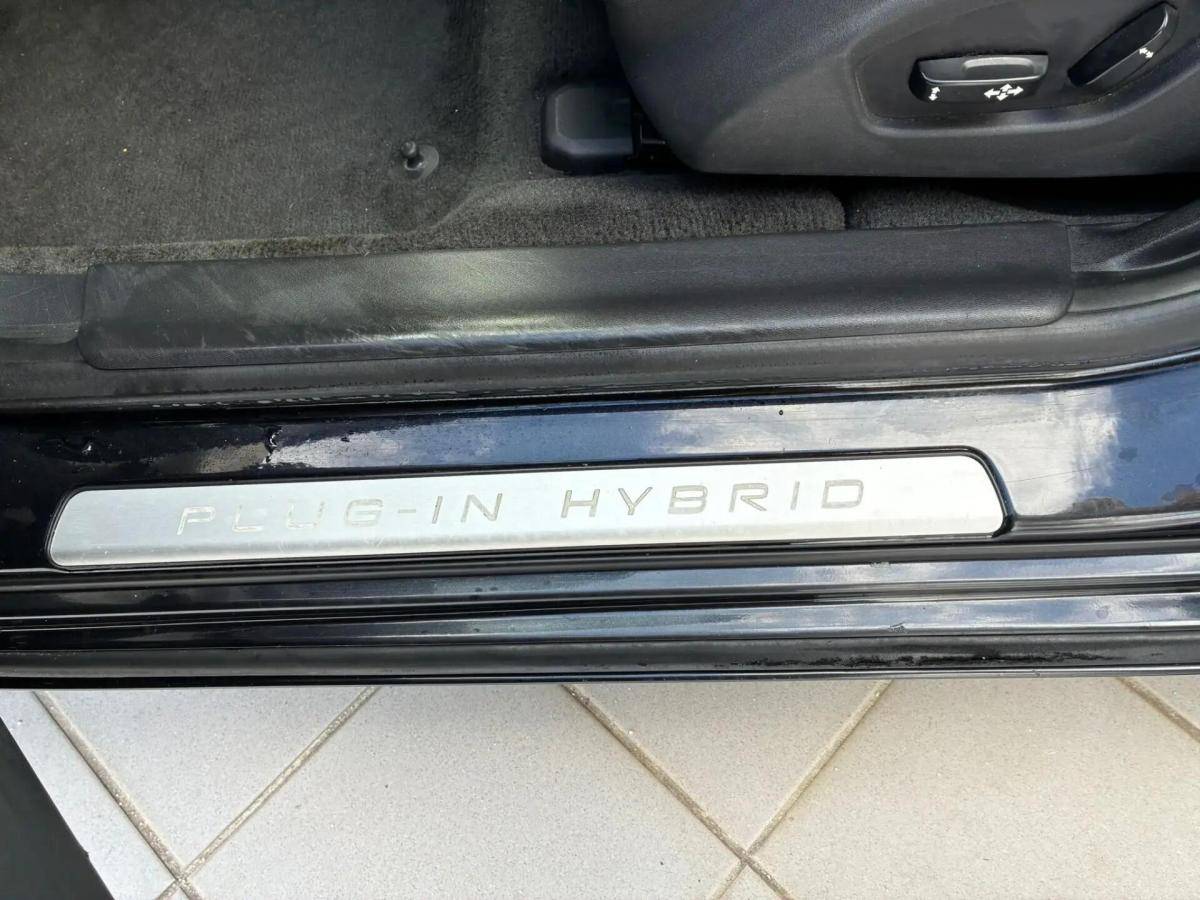 volvo-v60-2015-hibrido-a-diesel-2400cc