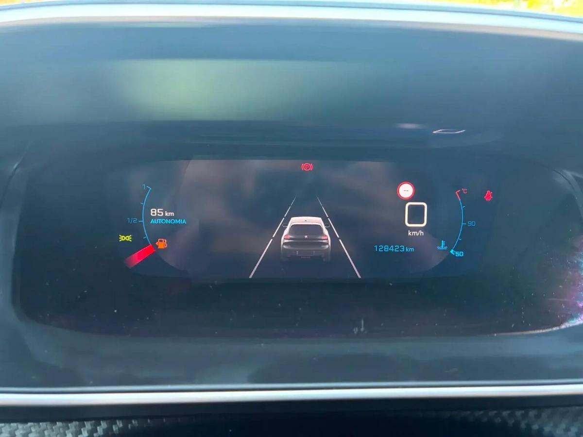 peugeot-208-2021-diesel-1499cc