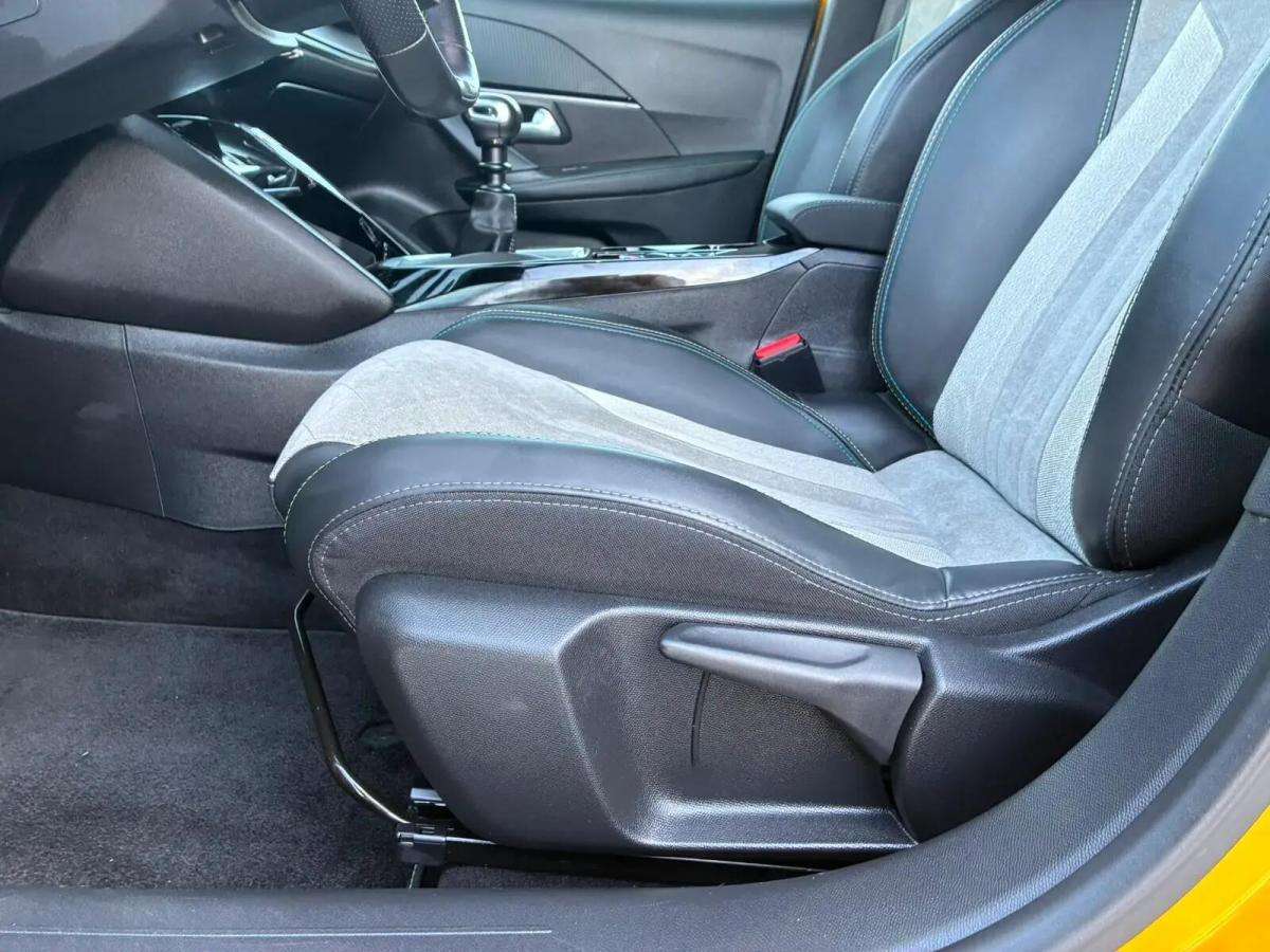 peugeot-208-2021-diesel-1499cc