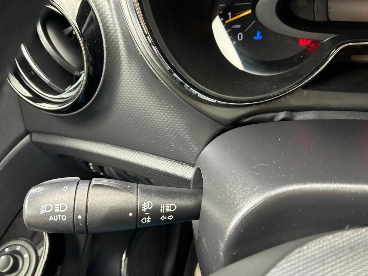 renault-captur-2015-diesel-1461cc
