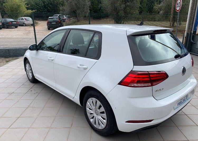 volkswagen-golf-2019-diesel-1598cc