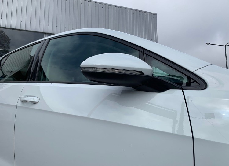 volkswagen-golf-2019-diesel-1598cc