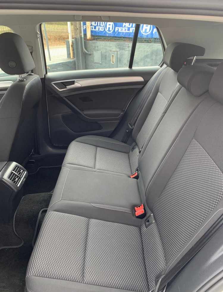 volkswagen-golf-2019-diesel-1598cc