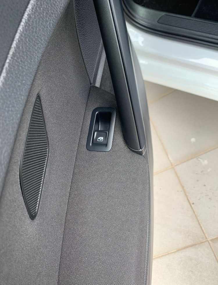 volkswagen-golf-2019-diesel-1598cc