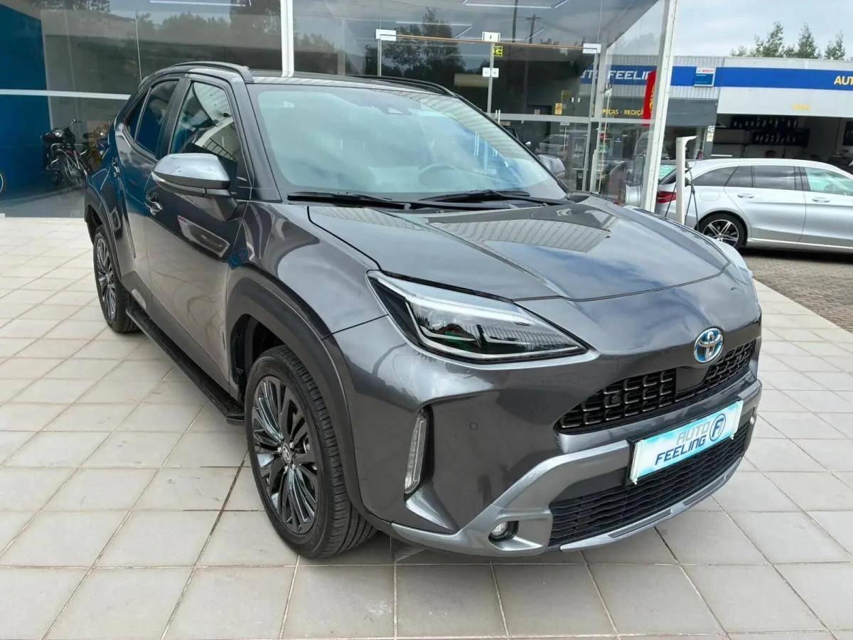 toyota-yaris-cross-2024-hibrido-a-gasolina-1490cc