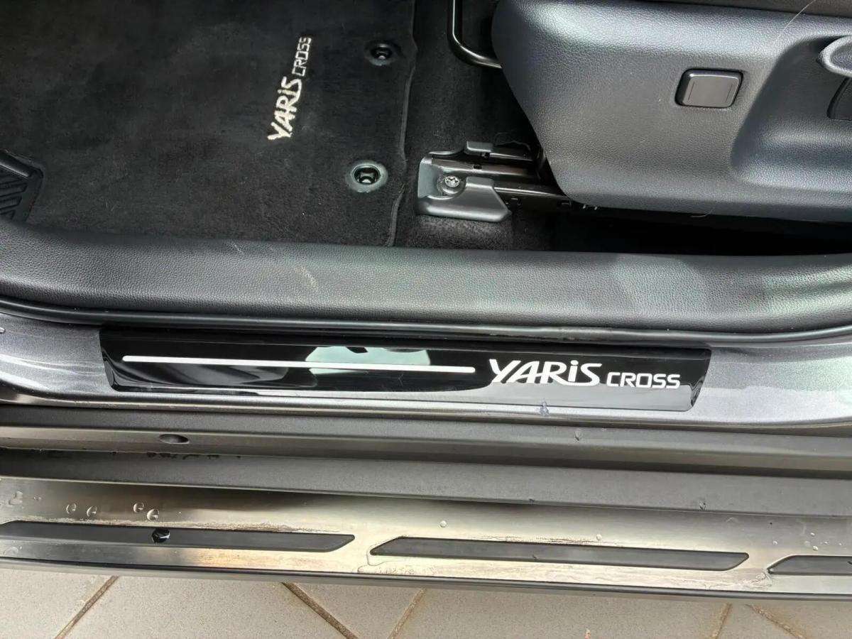 toyota-yaris-cross-2024-hibrido-a-gasolina-1490cc