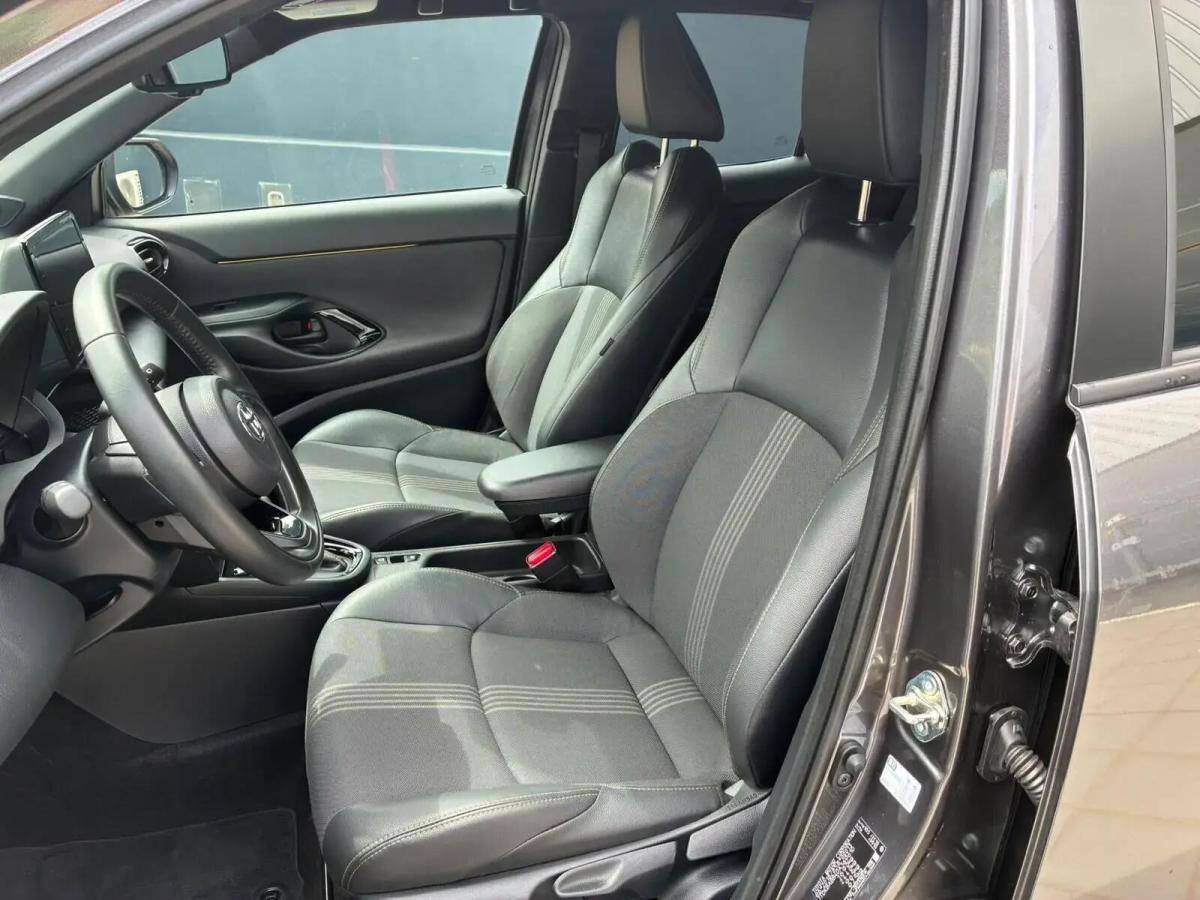 toyota-yaris-cross-2024-hibrido-a-gasolina-1490cc