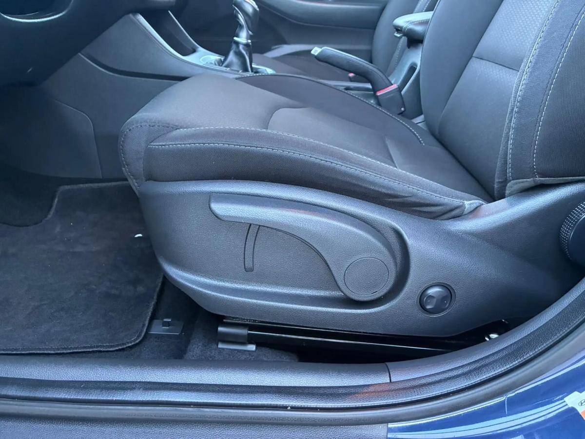 hyundai-i30-2020-diesel-1598cc