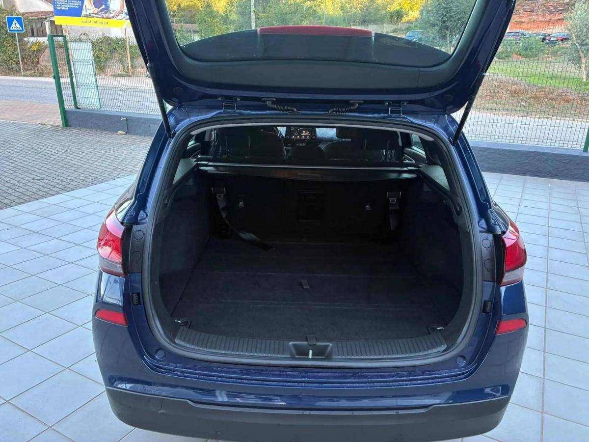hyundai-i30-2020-diesel-1598cc