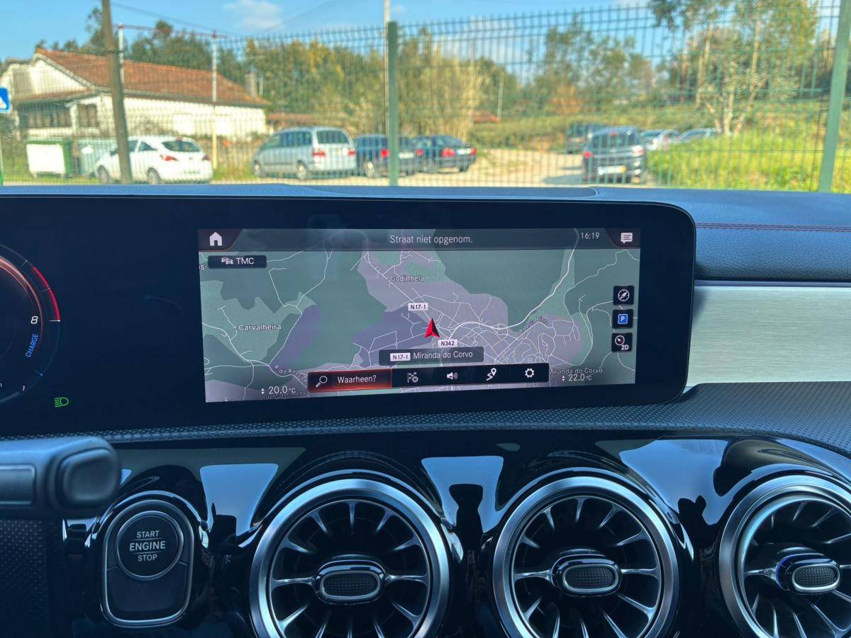 mercedes-benz-classe-a-2022-hibrido-a-gasolina-1332cc