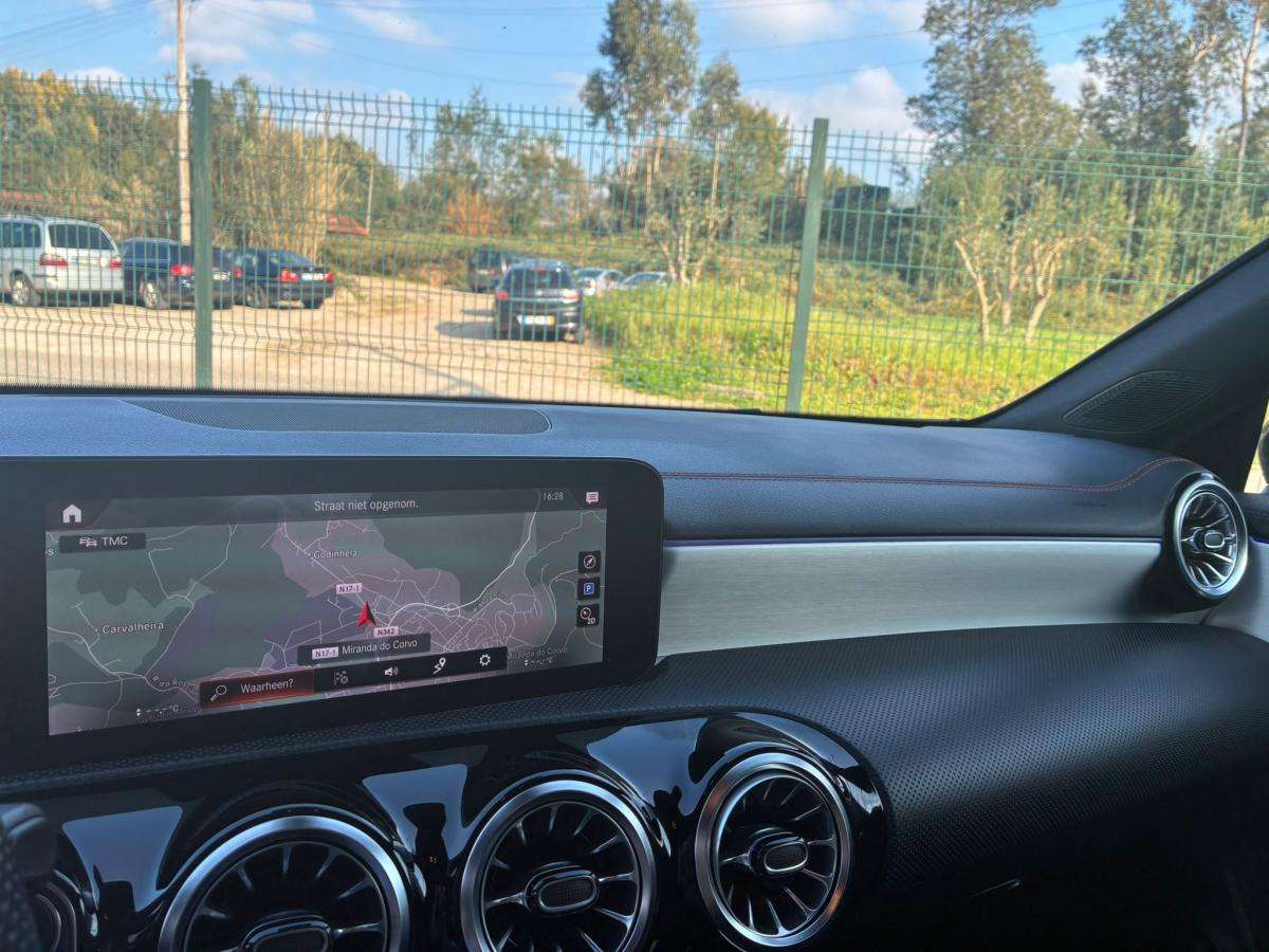 mercedes-benz-classe-a-2022-hibrido-a-gasolina-1332cc