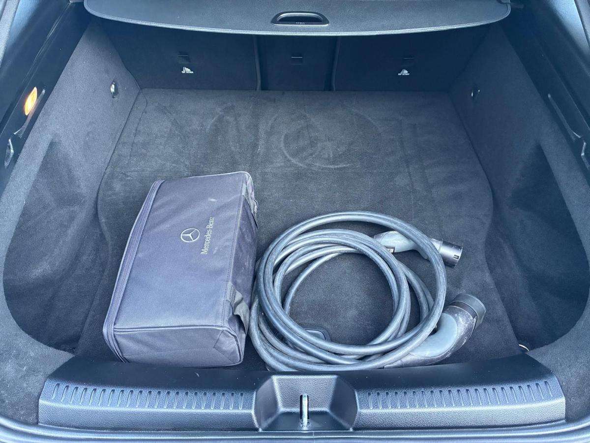 mercedes-benz-classe-a-2022-hibrido-a-gasolina-1332cc
