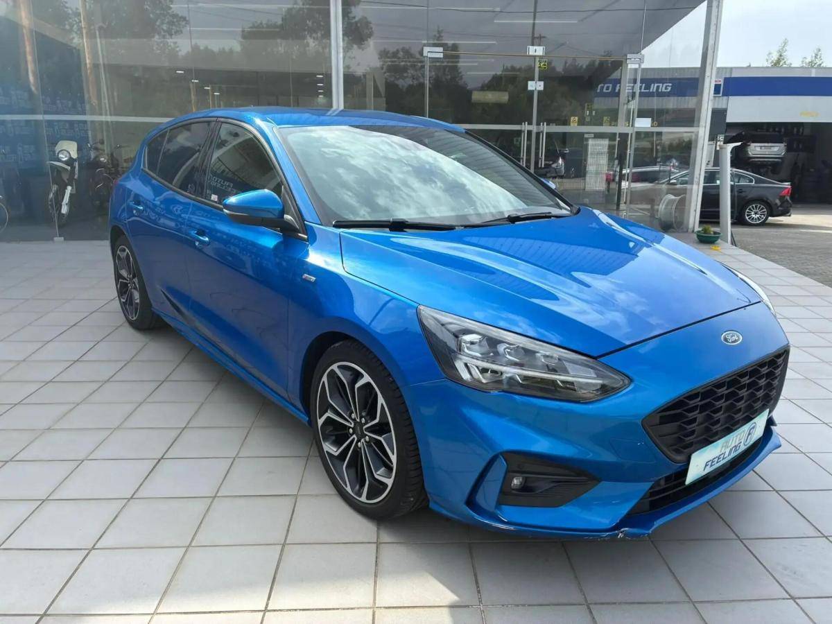 ford-focus-2021-hibrido-a-gasolina-999cc