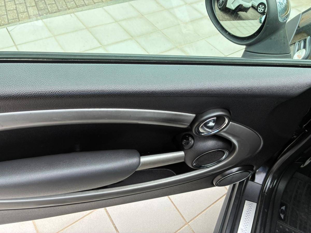 mini-cabrio-2010-gasolina-1598cc