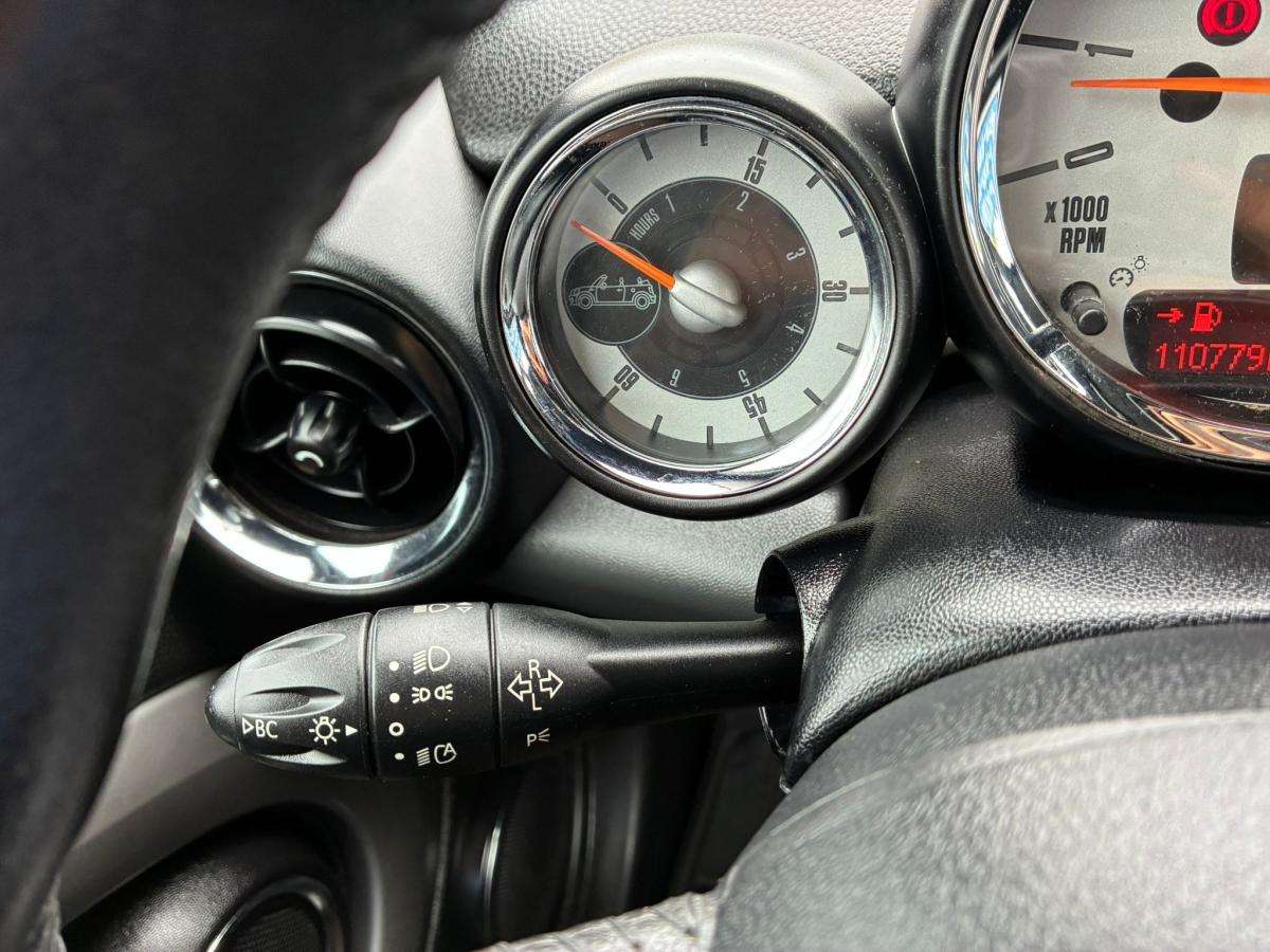 mini-cabrio-2010-gasolina-1598cc