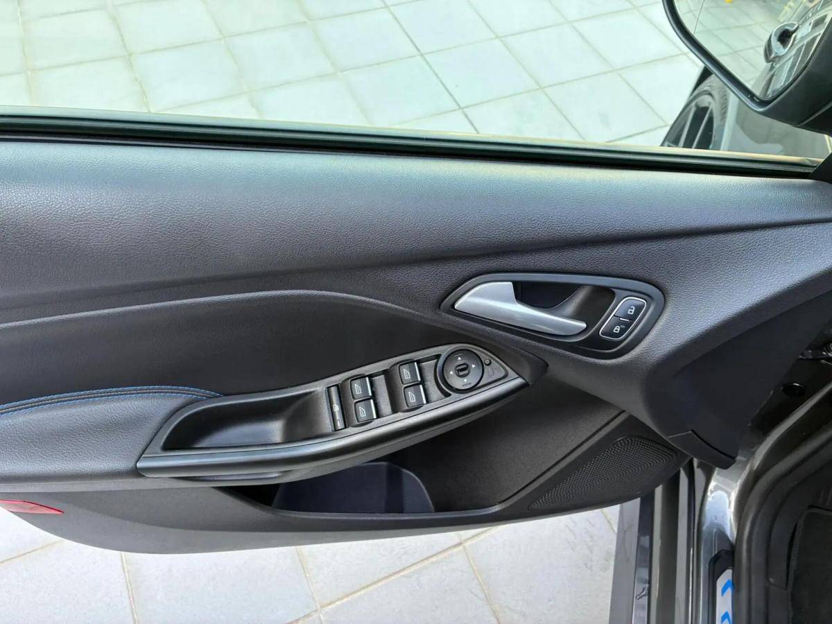 ford-focus-2017-gasolina-2261cc