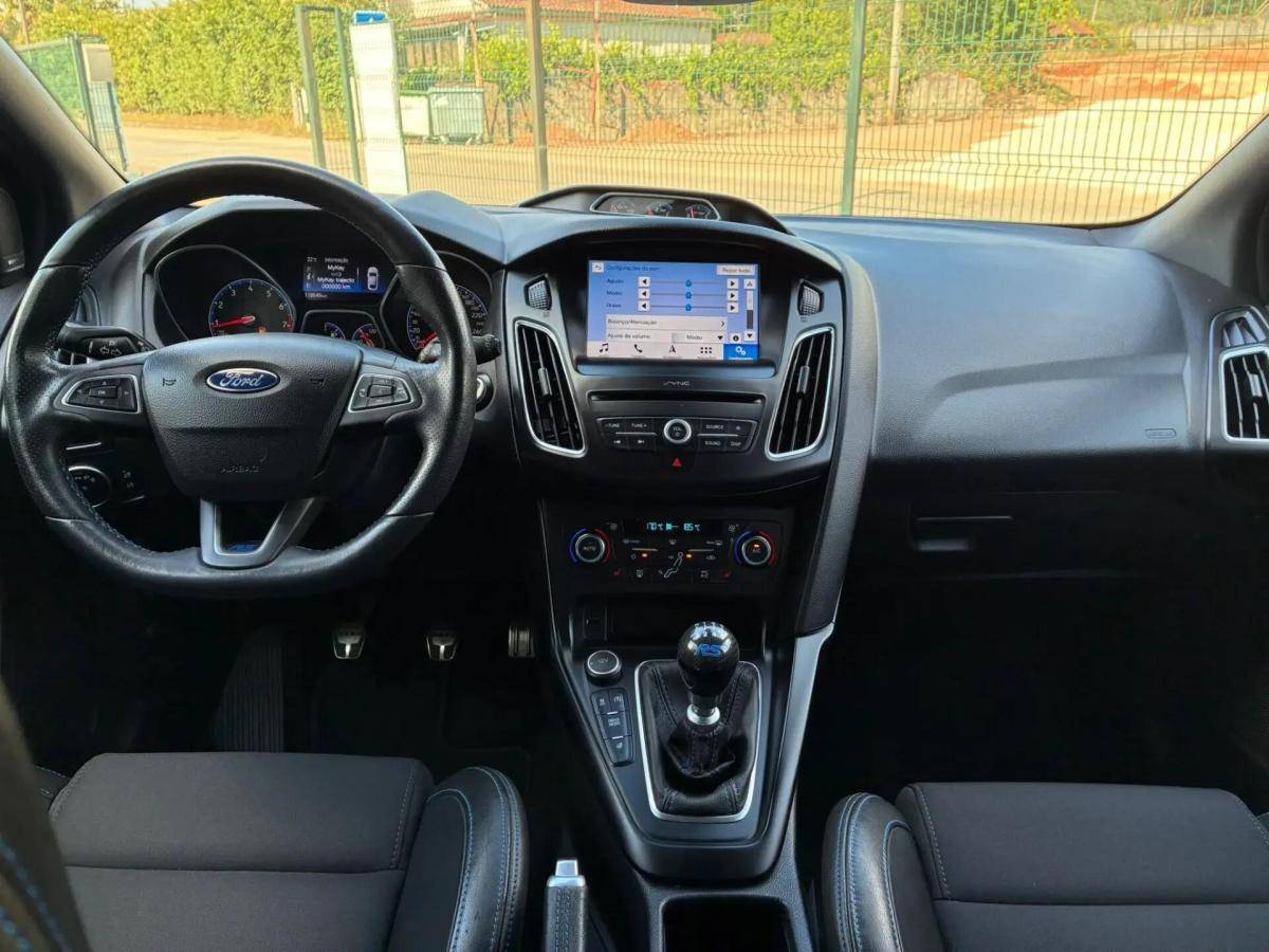 ford-focus-2017-gasolina-2261cc