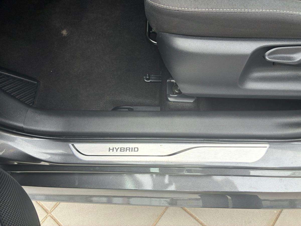toyota-yaris-2021-hibrido-a-gasolina-1490cc