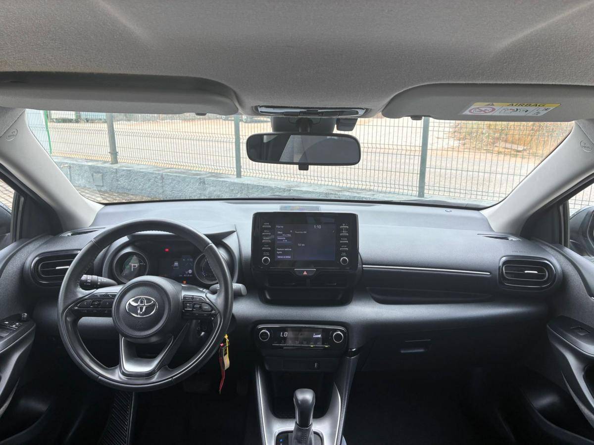 toyota-yaris-2021-hibrido-a-gasolina-1490cc