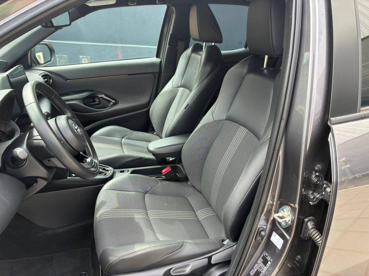 toyota-yaris-cross-2024-hibrido-a-gasolina-1490cc