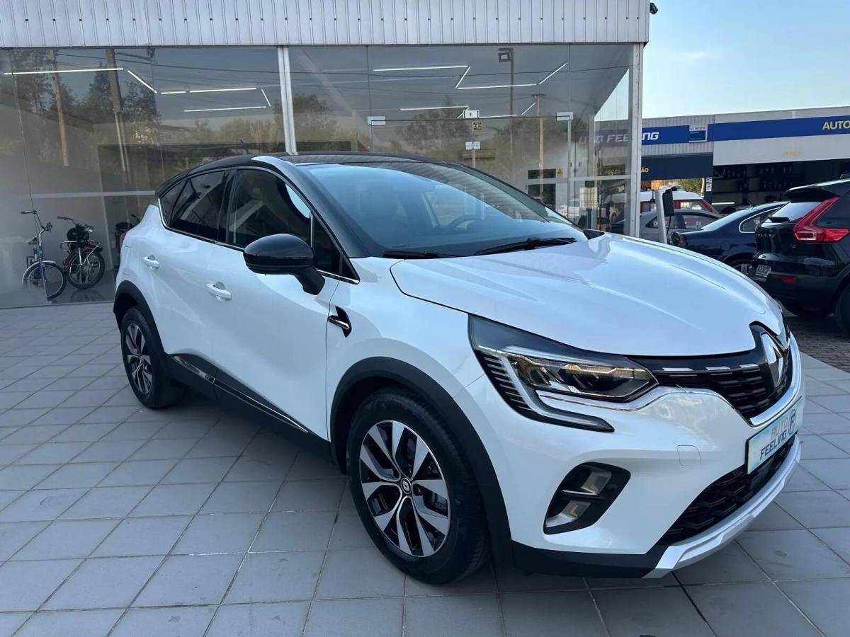 renault-captur-2022-hibrido-a-gasolina-1598cc