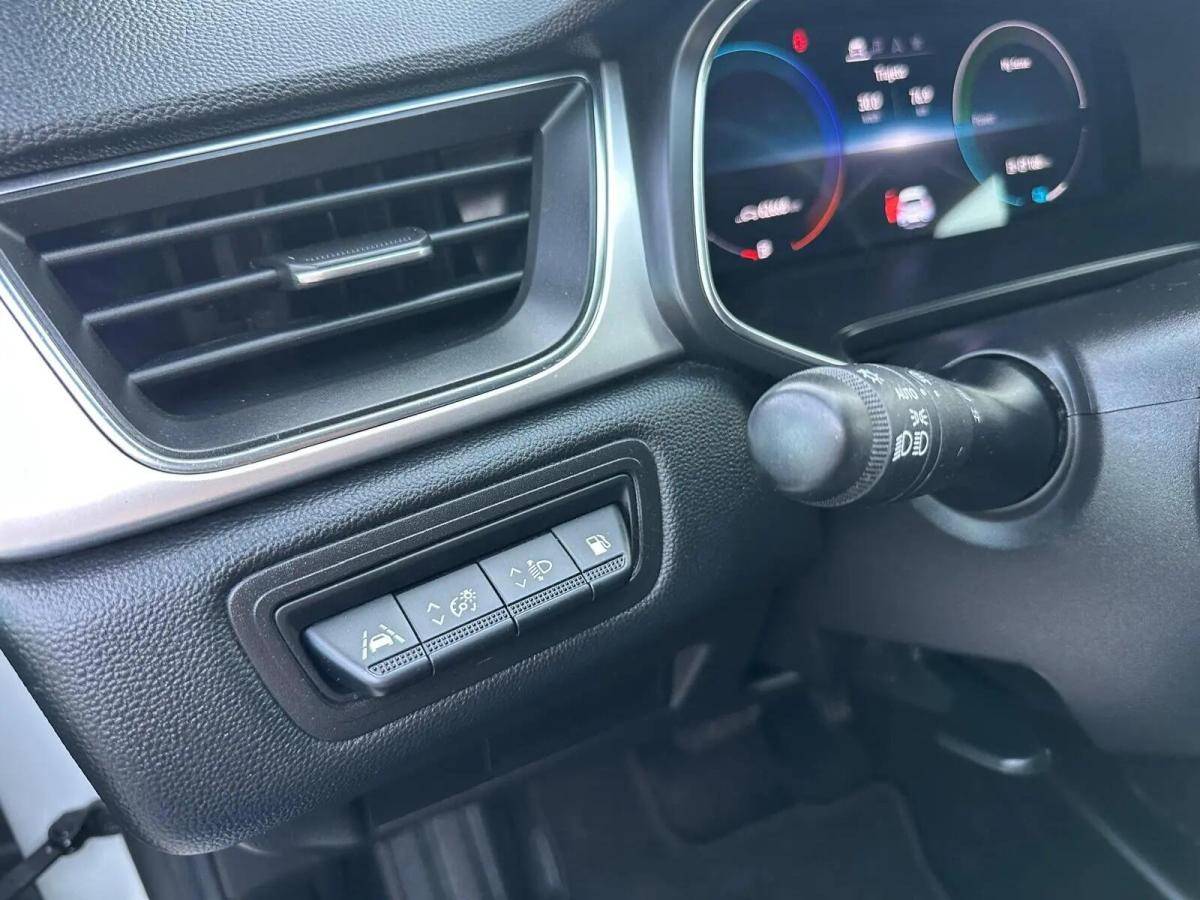renault-captur-2022-hibrido-a-gasolina-1598cc
