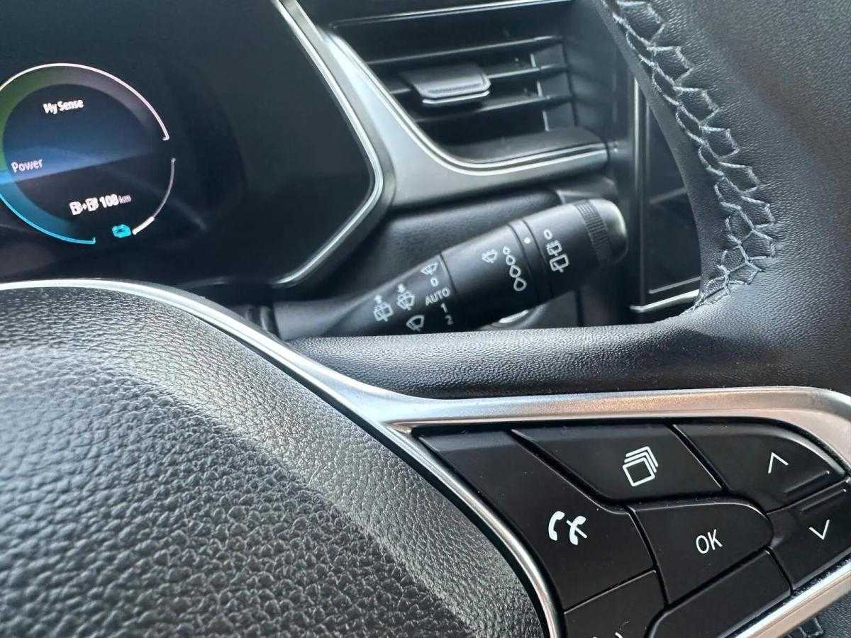 renault-captur-2022-hibrido-a-gasolina-1598cc