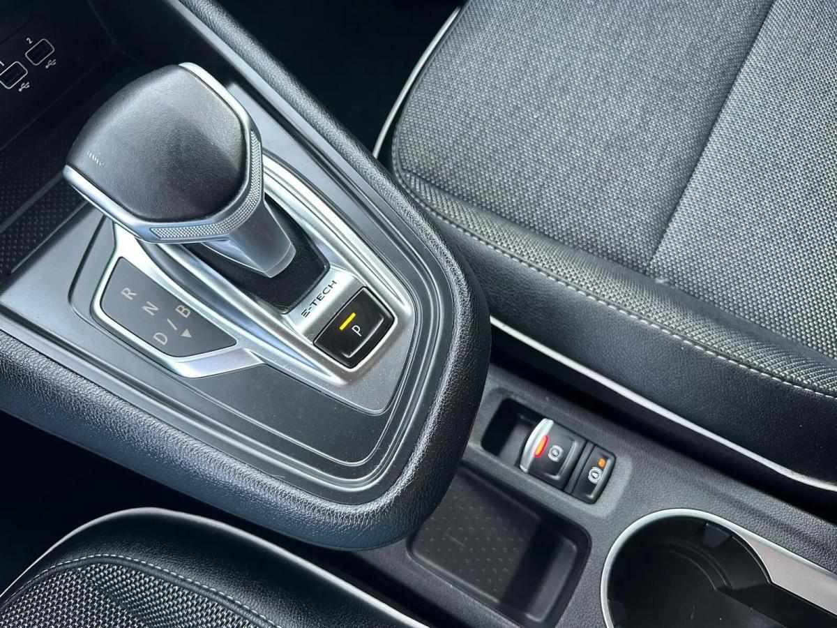 renault-captur-2022-hibrido-a-gasolina-1598cc