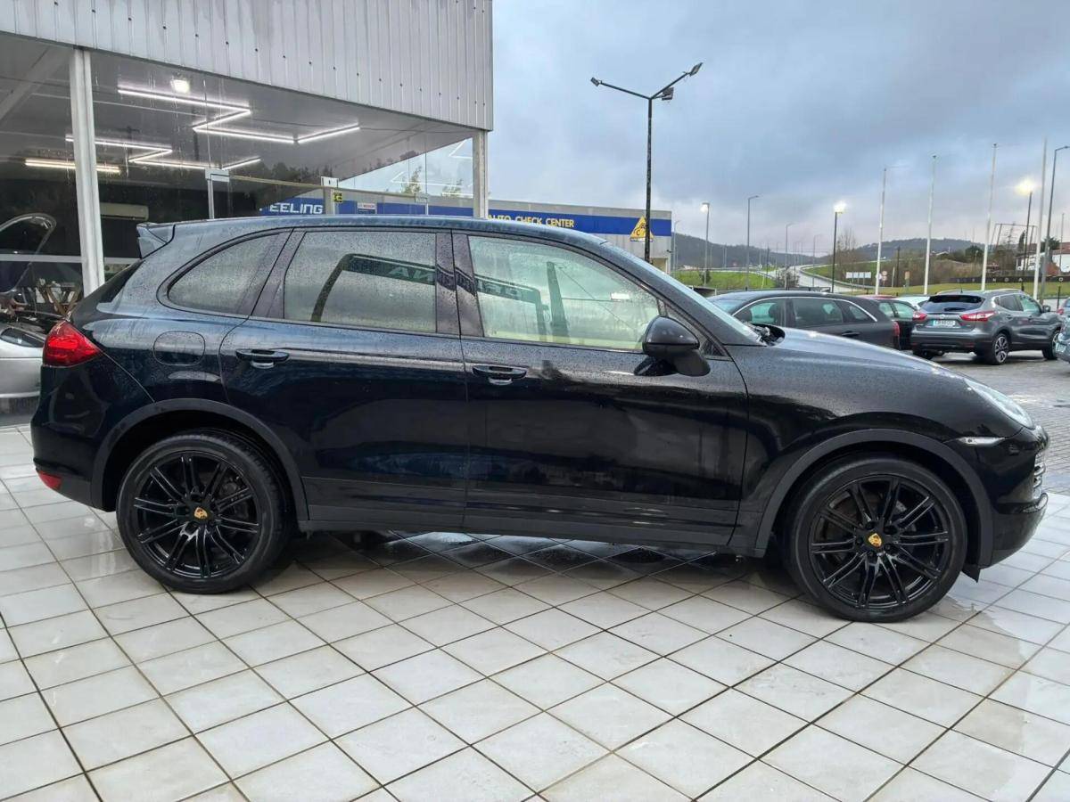 porsche-cayenne-2012-diesel-2967cc