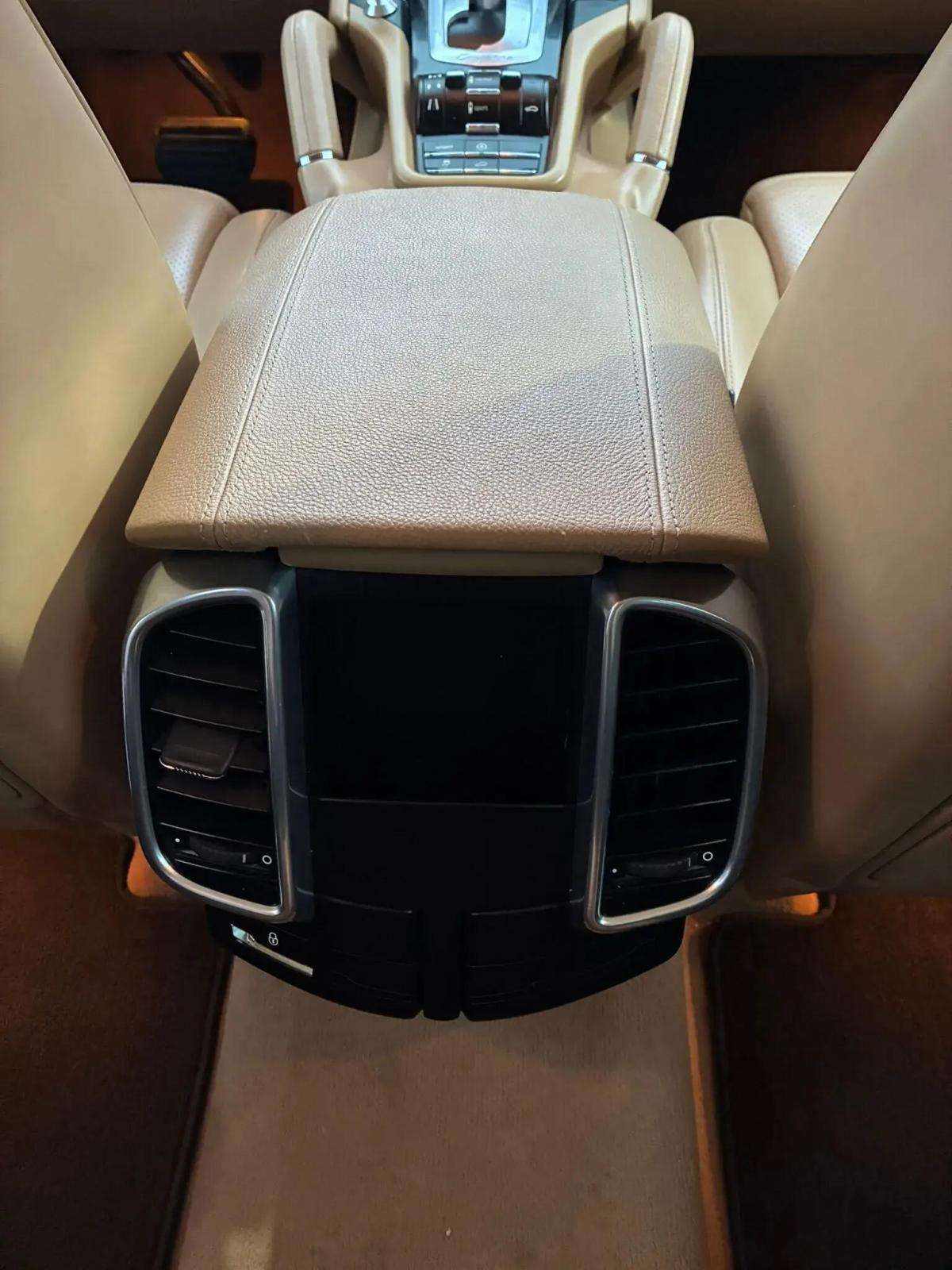 porsche-cayenne-2012-diesel-2967cc