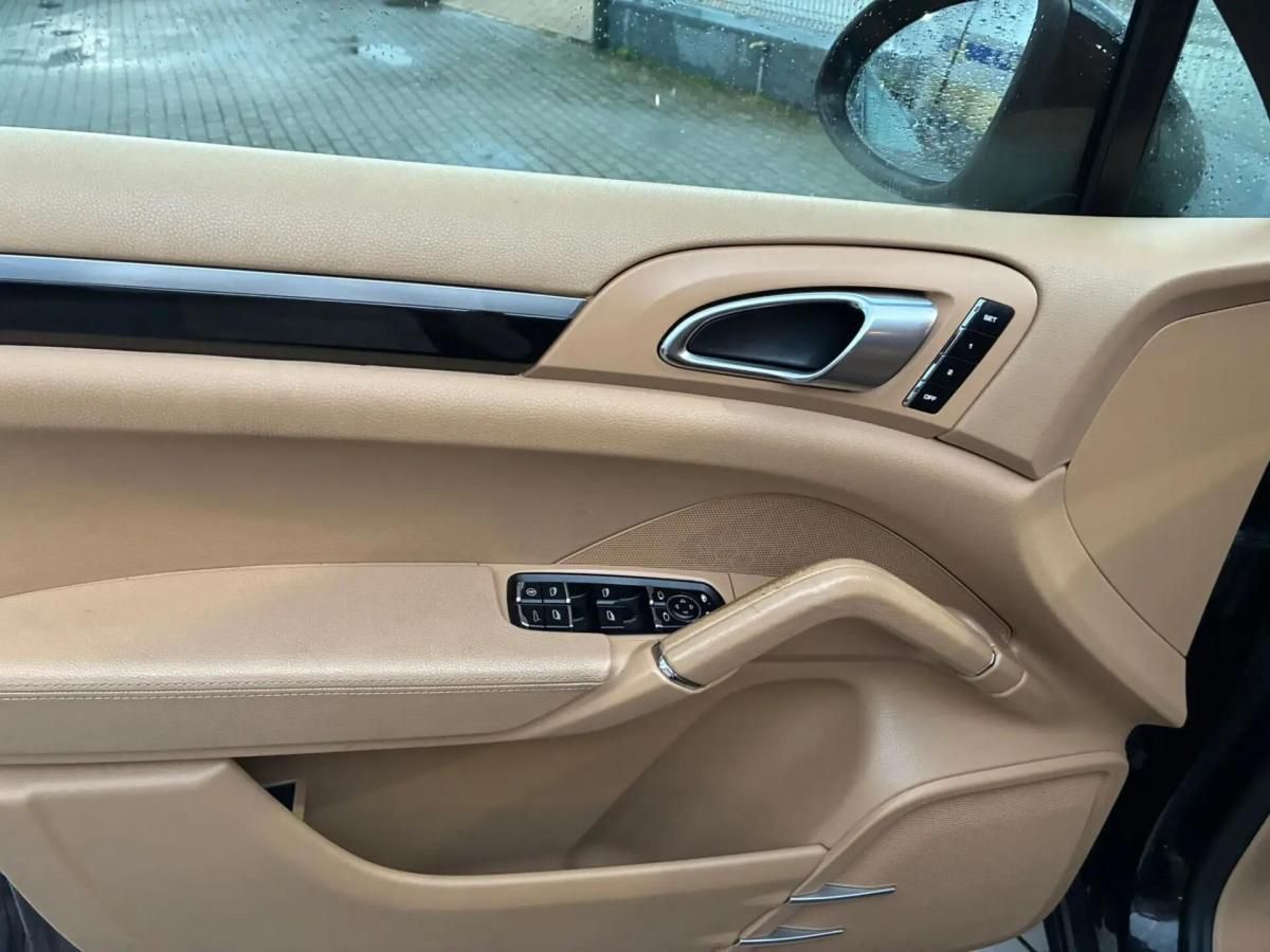 porsche-cayenne-2012-diesel-2967cc