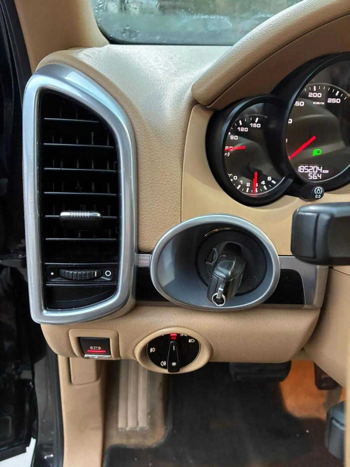 porsche-cayenne-2012-diesel-2967cc