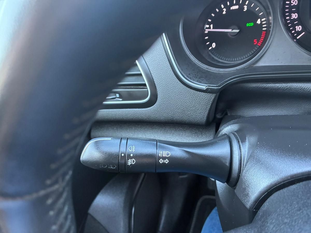 renault-megane-2016-diesel-1598cc