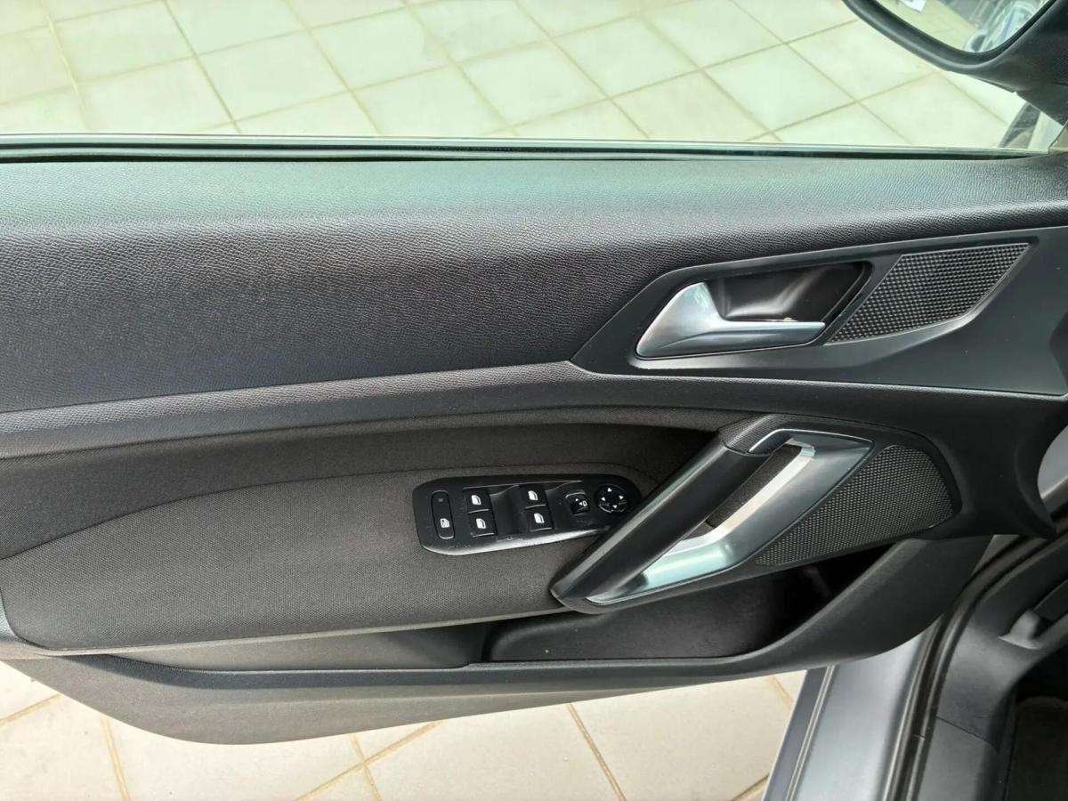 peugeot-308-2015-diesel-1560cc