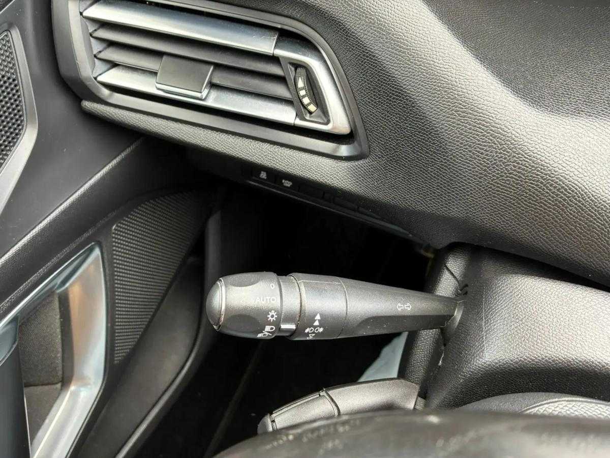 peugeot-308-2015-diesel-1560cc