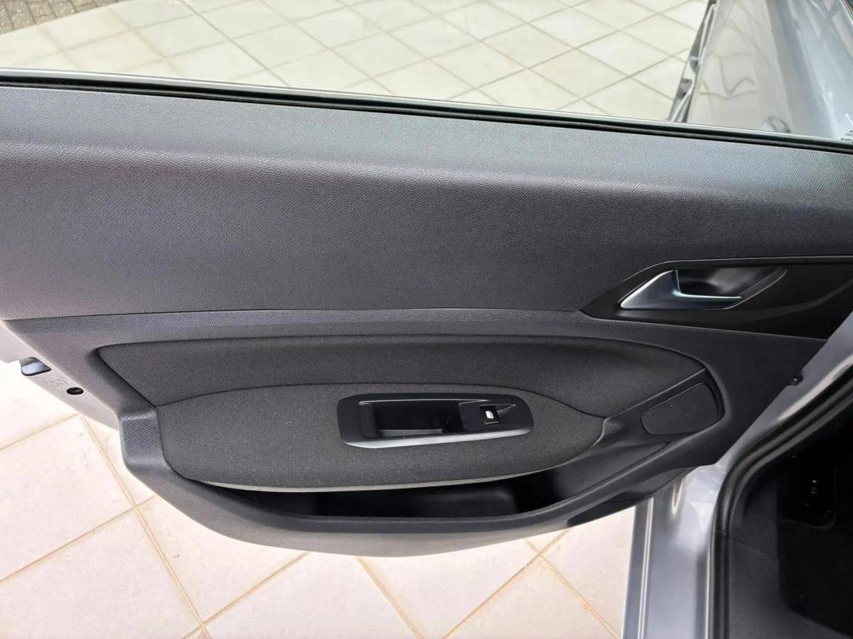 peugeot-308-2015-diesel-1560cc